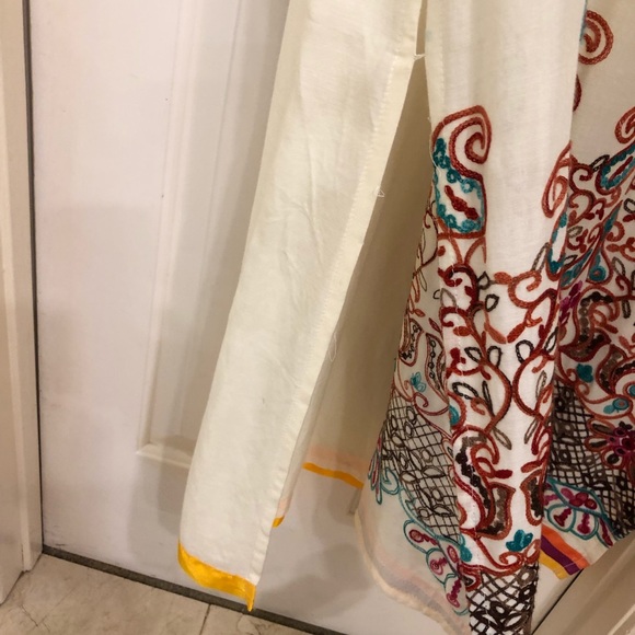 FREE with purchase: Tunic, beautiful embroidery, light weight, Sz 6 - Picture 7 of 8